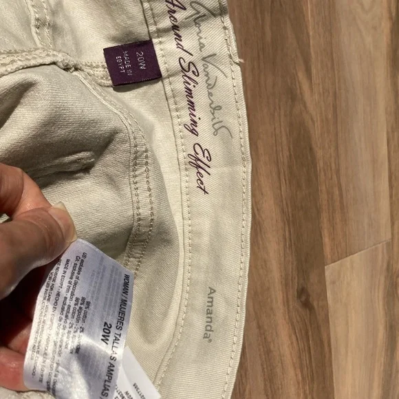 Gloria Vanderbilt Amanda shorts w slimming panel flex denim short 20W - Picture 8 of 17